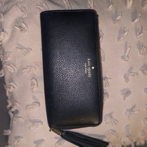 Kate Spade Wallet - Picture 2 of 5
